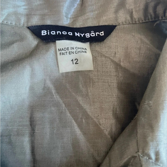 ✨90s  Style Bianca Nygard Women’s Dress Shirt, Size 12 ✨ - Picture 10 of 12